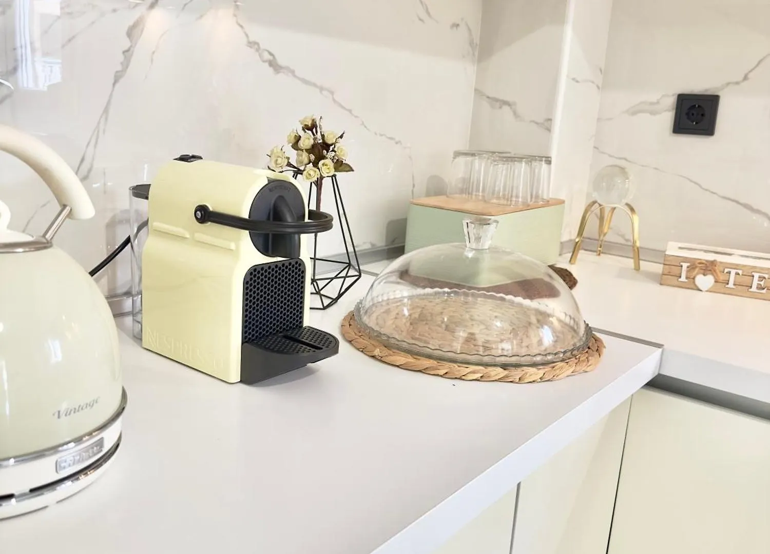 公寓 Bright House,12Minutes From The Aristotelous Square 塞萨洛尼基